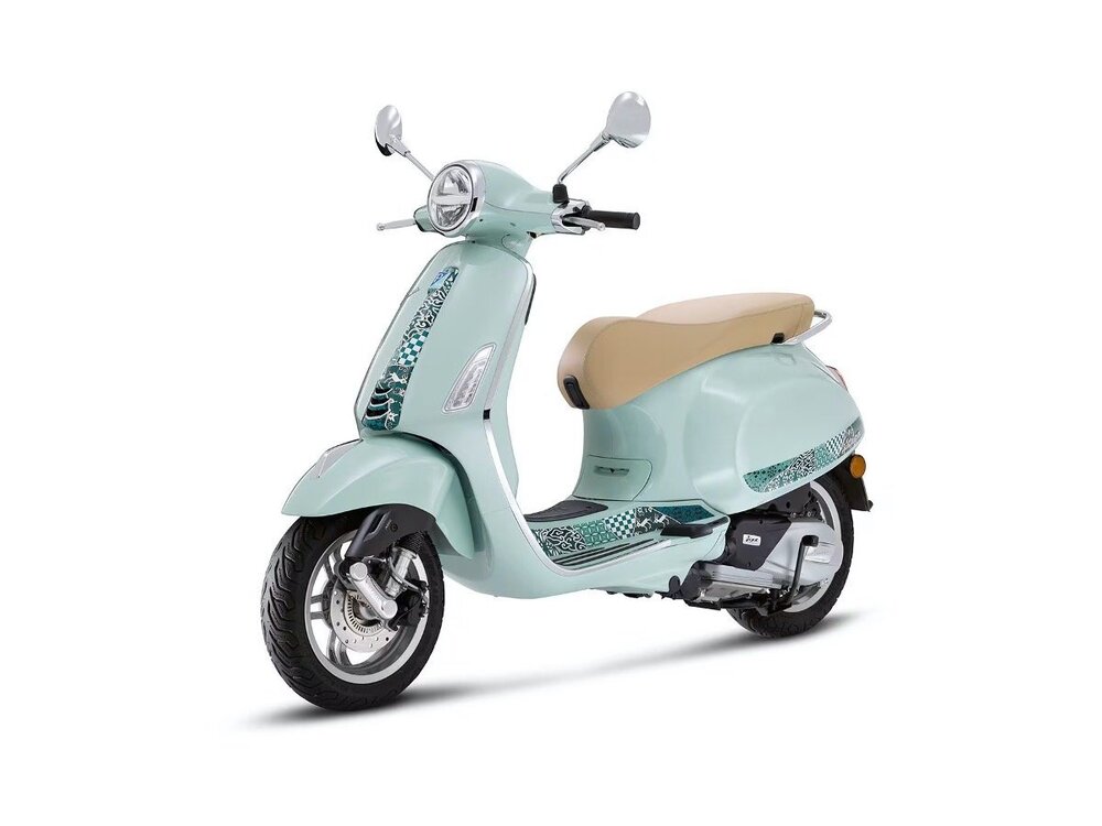 Vespa-Primavera-Batik-Limited-Edition-Edisi-Terhad-1.thumb.jpg.4d289db3aaeb371492af43d6071594ba.jpg